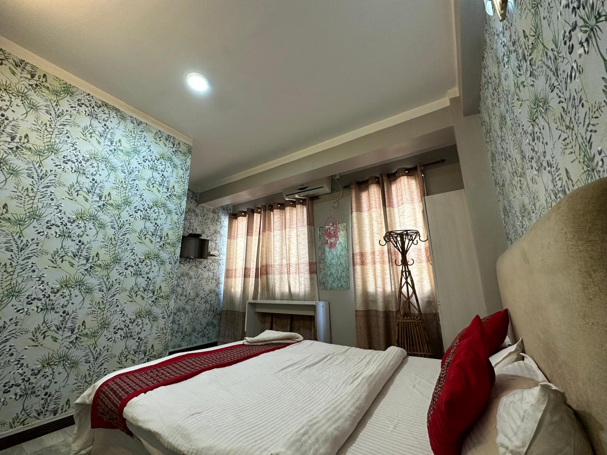 8848 Hostel Катманду Экстерьер фото