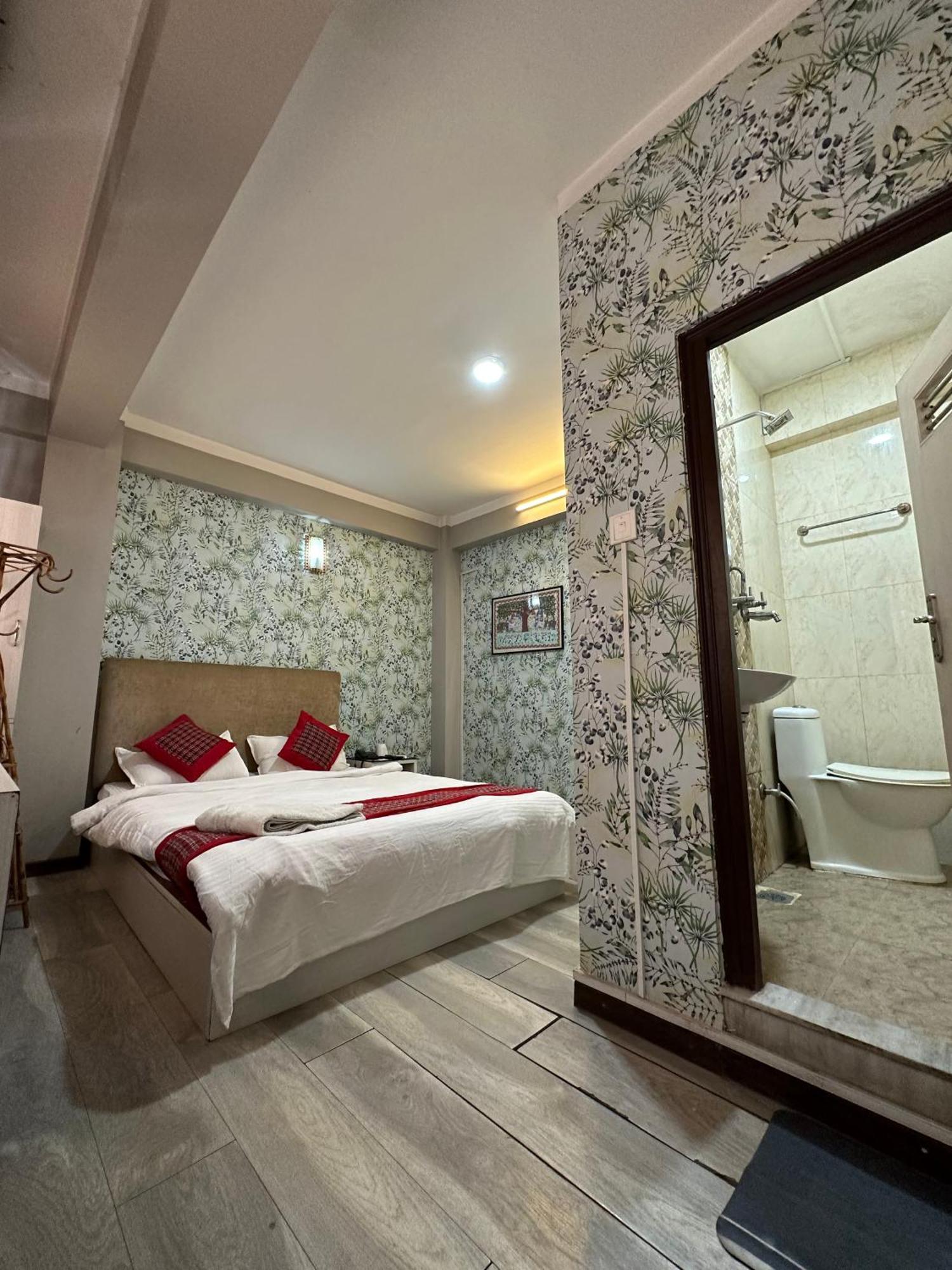 8848 Hostel Катманду Экстерьер фото