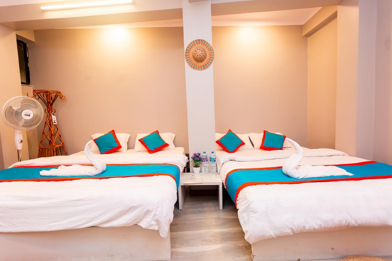 8848 Hostel Катманду Экстерьер фото