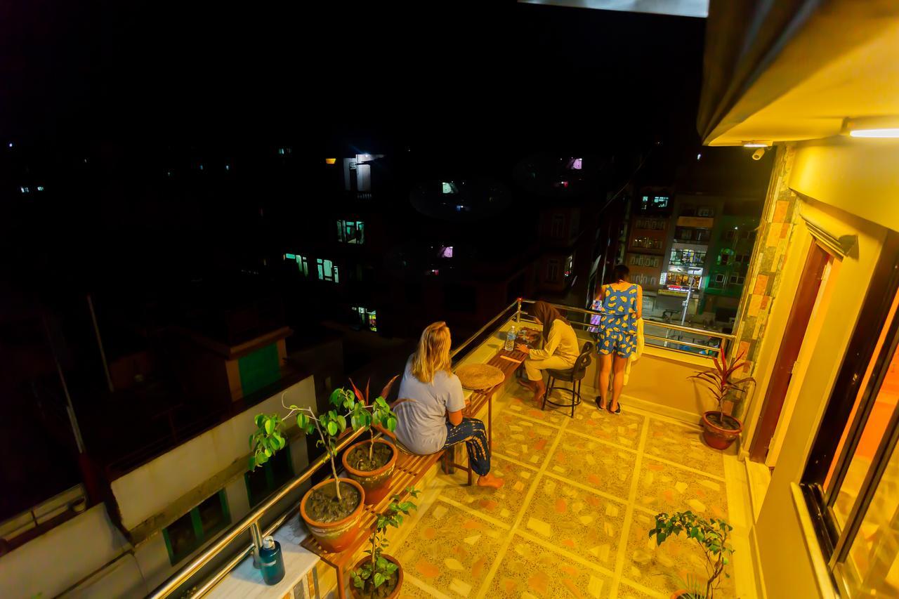 8848 Hostel Катманду Экстерьер фото